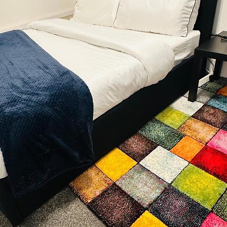شقة Cosy And Comfy لندن المظهر الخارجي الصورة